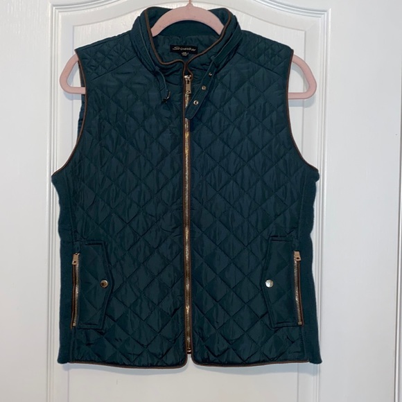 OLIVE & BROWN VEST - Picture 1 of 7